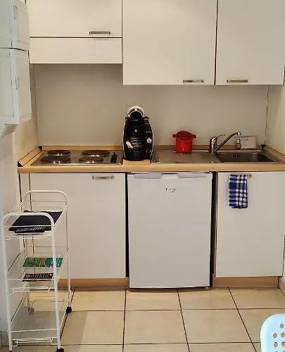 Appartamento Bord De Calme Avec Balcon, Ascenseur, Climatisation, Ideal Location Quiet Near Sea, Balcony, Elevator, Ac *